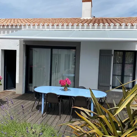Holiday home Maison Moderne A Noirmoutier, Proche Plage, 6 Personnes - Fr-1-823-58 *